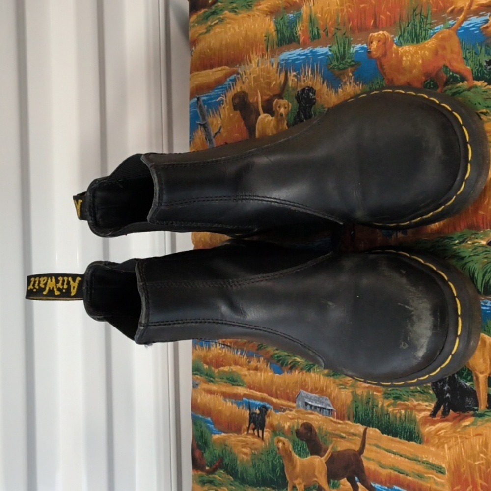 Dr Martens 2976 Slip Resistant Leather Chelsea Boots US 8L EU 39